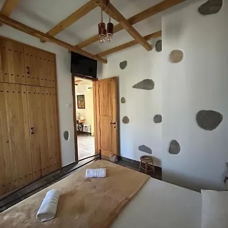 Diporto - The House By The Sea * חורפטו