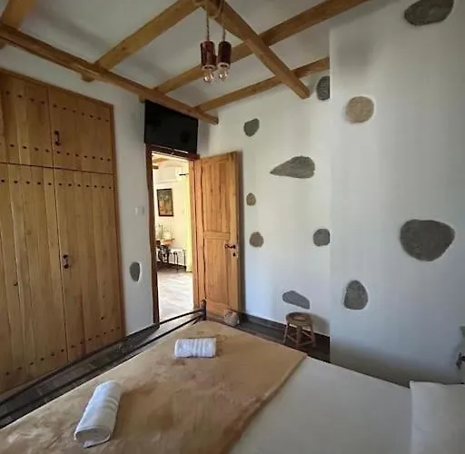 Diporto - The House By The Sea * חורפטו